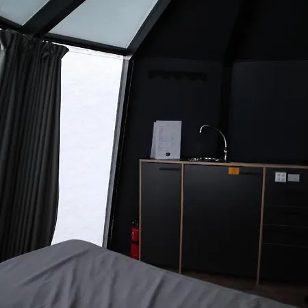 Rafi - The Village Of Silence, Aurorahut Igloo Tepsa